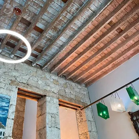 Apartment Traditional Townhouse With Private Rooftop Terrace *